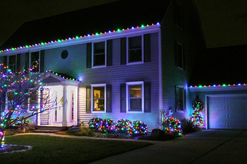 Holiday Lighting Installation